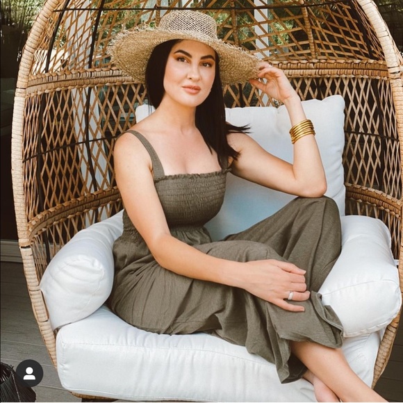 Jumper - Picture 2 of 2